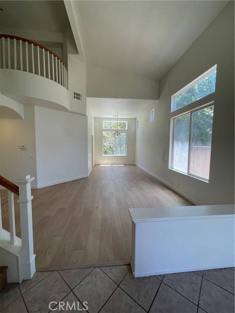 Newhall (santa Clarita), CA 91321,23808 Oak View Lane