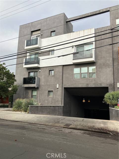 Valley Village, CA 91607,11925 KLING Street #408