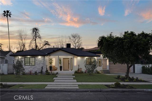 Tarzana (los Angeles), CA 91356,5939 Cahill Avenue