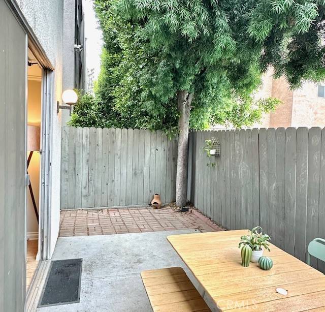 Culver City, CA 90230,5951 Canterbury Drive #17