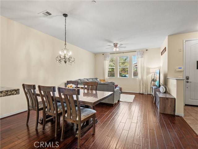 Valencia (santa Clarita), CA 91354,24496 Marzal Street