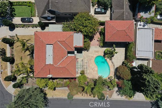Los Angeles, CA 90004,101 S Windsor Boulevard
