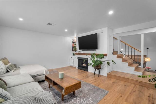 Encino (los Angeles), CA 91316,5465 Newcastle Avenue #6