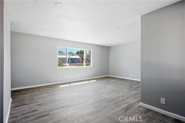 Lancaster, CA 93535,43915 2nd Street
