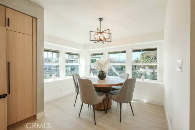 Tarzana (los Angeles), CA 91356,18848 Collins Street