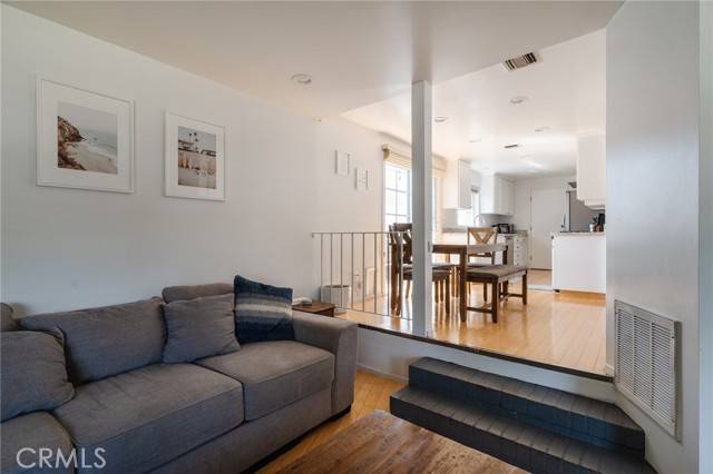 Valley Village, CA 91607,11931 Tiara Street