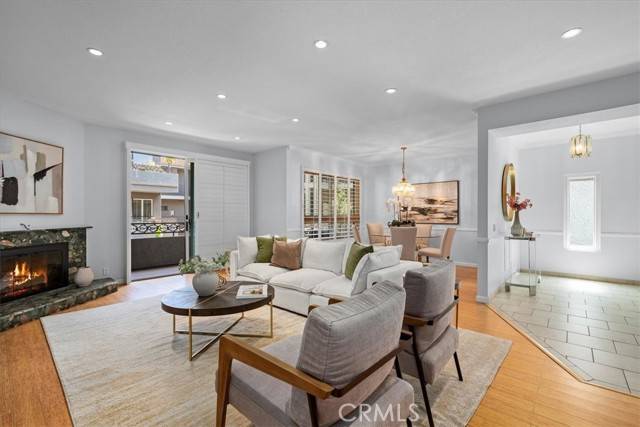 Sherman Oaks, CA 91403,14844 Dickens Street #208