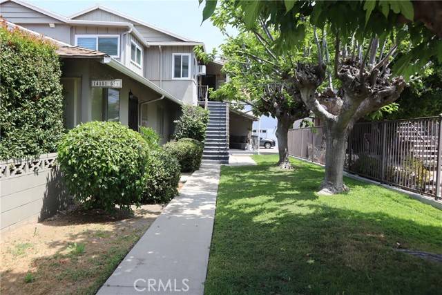 Sherman Oaks (los Angeles), CA 91423,14151 Moorpark Street