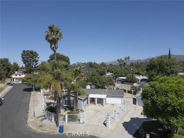 Granada Hills (los Angeles), CA 91344,17256 Kalisher Street
