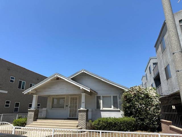 Long Beach, CA 90804,1045 Gladys Avenue