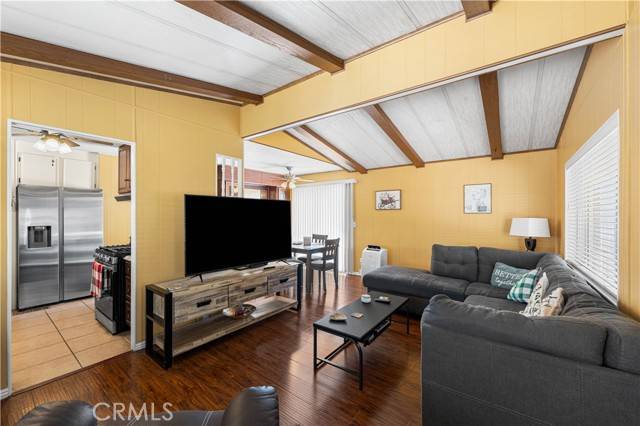 Canyon Country (santa Clarita), CA 91351,18540 Soledad Canyon Road #10