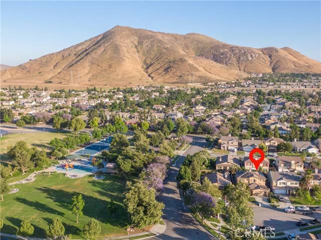 Fontana, CA 92337,17139 Grapevine Court