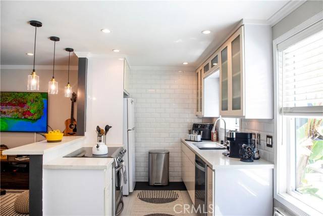 West Hollywood, CA 90069,972 Larrabee Street #119
