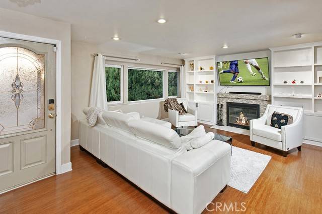 West Hills (los Angeles), CA 91304,7900 Vicky Avenue