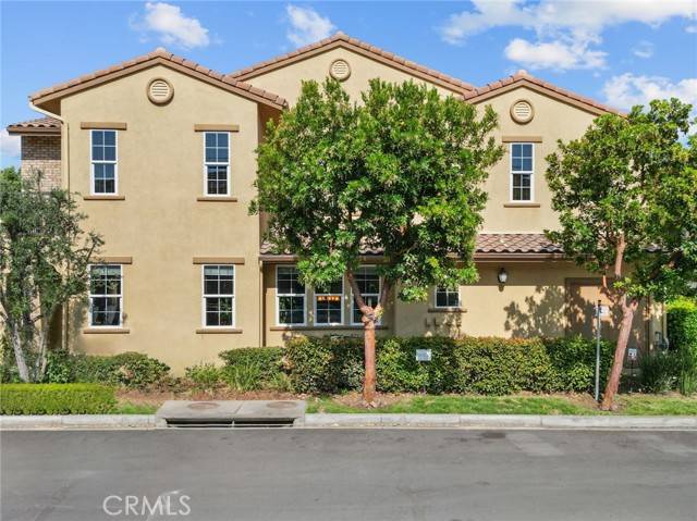 Valencia (santa Clarita), CA 91354,28494 Herrera Street