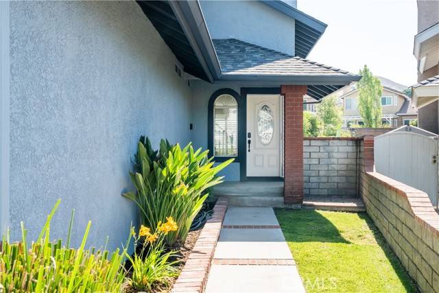 Saugus (santa Clarita), CA 91390,28914 Raintree Lane
