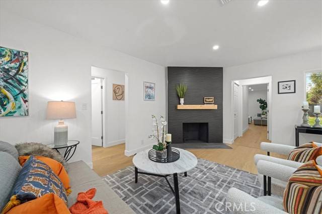 Sherman Oaks, CA 91411,5815 Saloma Avenue