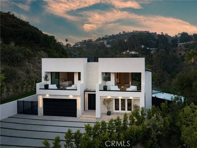 Los Angeles, CA 90046,2608 Zorada Drive