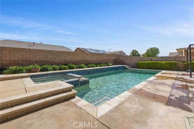 Lancaster, CA 93536,6138 W Avenue K1