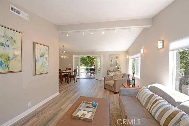 Westlake Village, CA 91361,84 Sherwood Drive