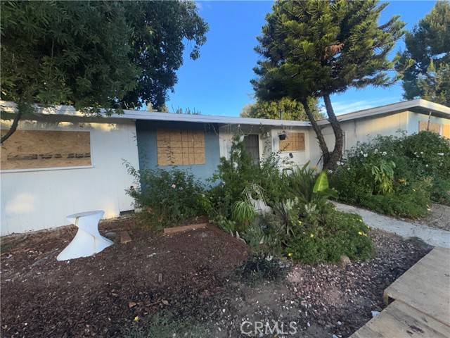 Granada Hills (los Angeles), CA 91344,10810 Woodley Avenue