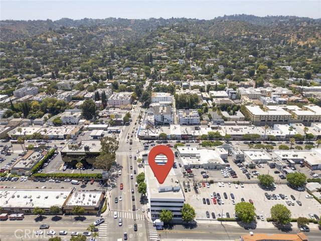 Sherman Oaks (los Angeles), CA 91403,Address not disclosed