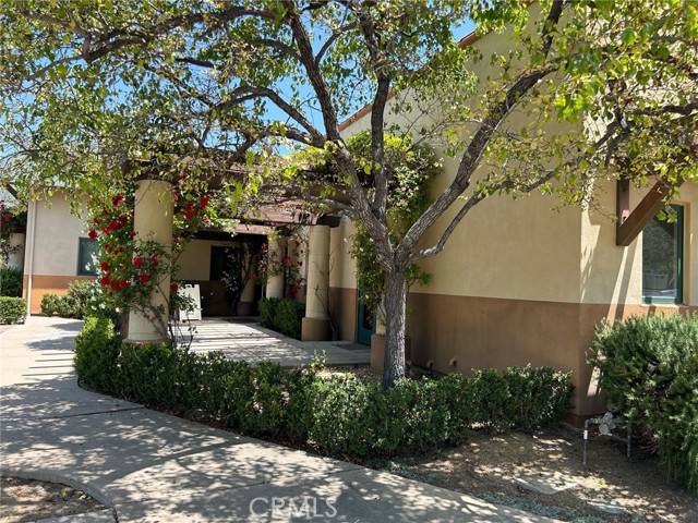 Ojai, CA 93023,407 Bryant Circle