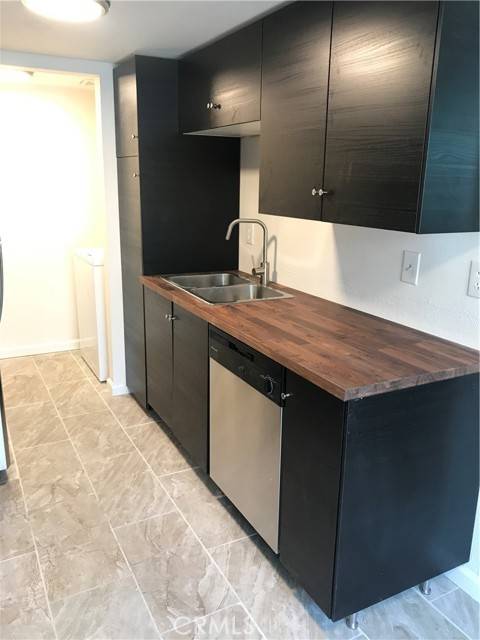Palmdale, CA 93550,454 E Avenue Q3 #5