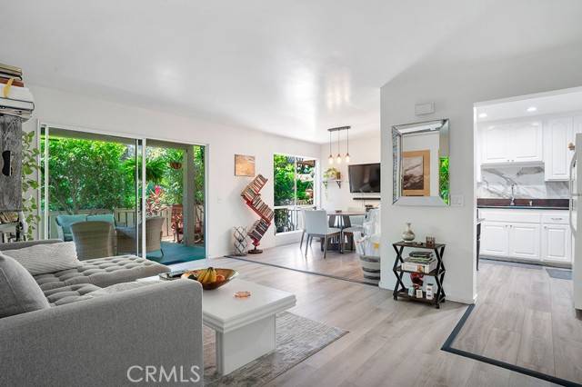 Thousand Oaks, CA 91360,291 Sequoia Court #13