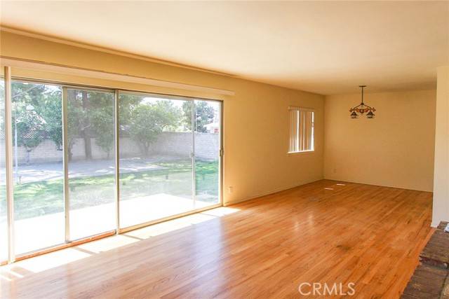 Northridge (los Angeles), CA 91325,17832 Lemarsh Street