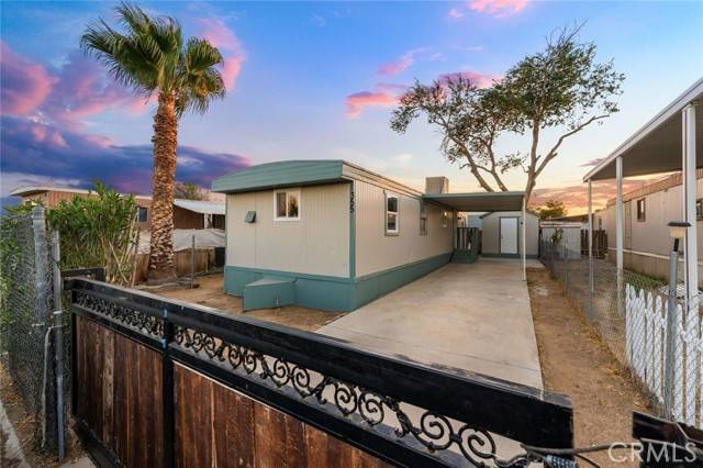 Rosamond, CA 93560,3300 156th St West