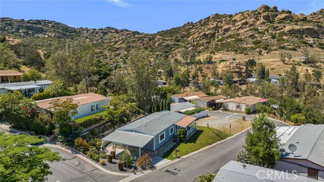 West Hills (los Angeles), CA 91304,24425 Woolsey Canyon Road #92