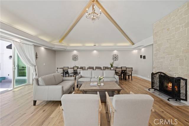 Northridge (los Angeles), CA 91325,8944 Enfield