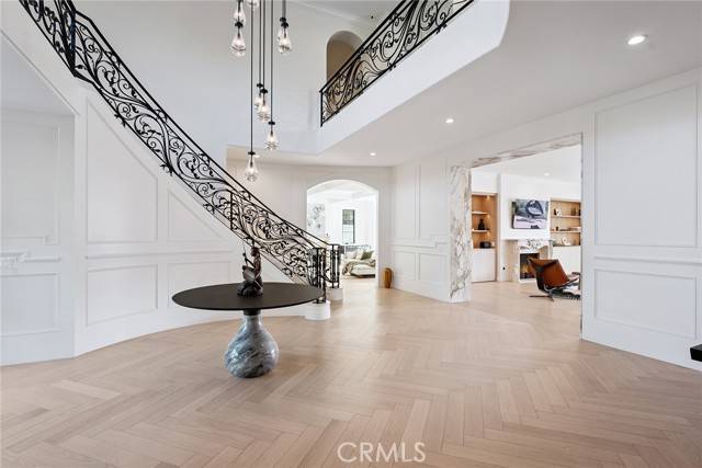 Calabasas, CA 91302,5416 Wellesley Drive