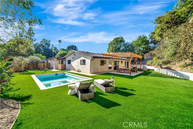 Woodland Hills (los Angeles), CA 91367,5534 Pattilar Avenue