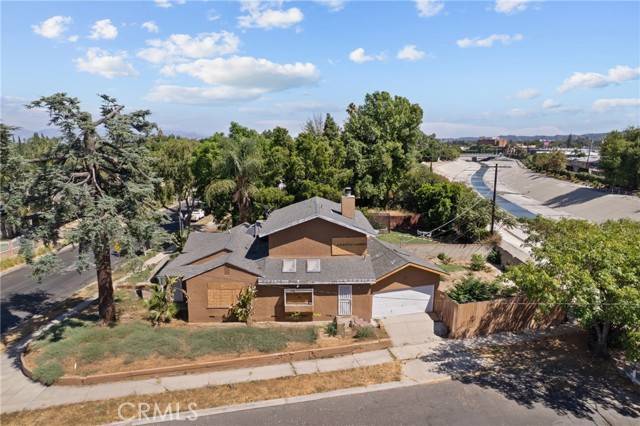 Reseda (los Angeles), CA 91335,19448 Kittridge Street