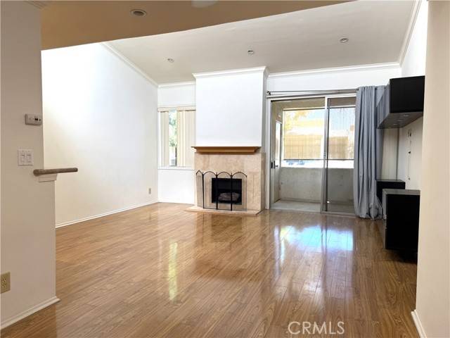 Encino (los Angeles), CA 91316,5325 Newcastle Avenue