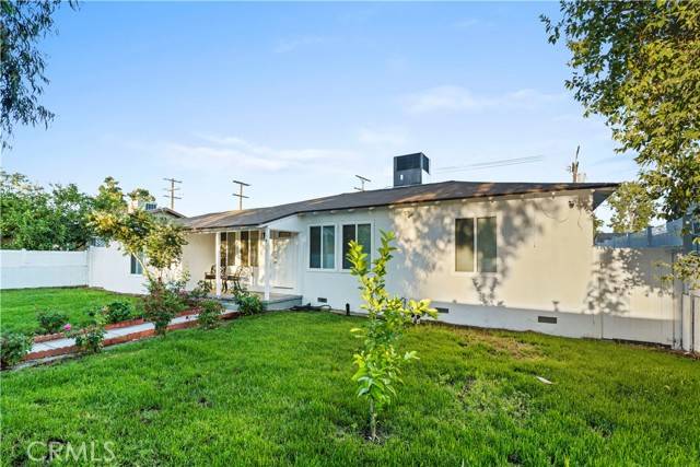 North Hollywood (los Angeles), CA 91606,Address not disclosed