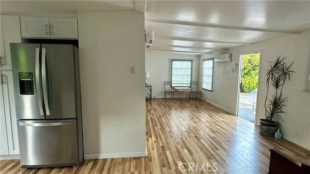 Sunland (los Angeles), CA 91040,10711 Sherman Grove #36