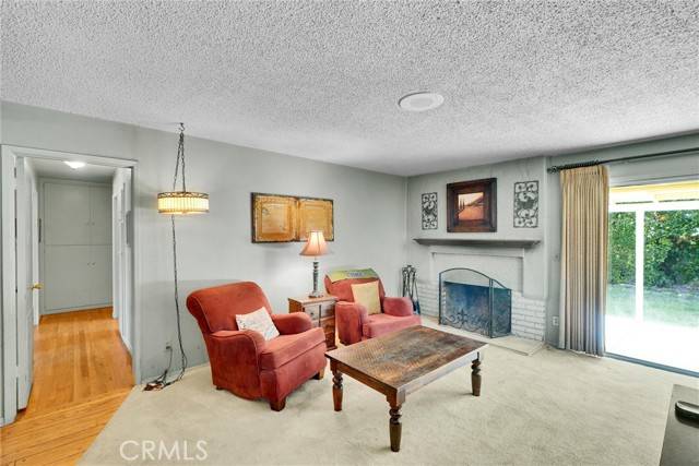West Hills (los Angeles), CA 91307,6650 Sale Avenue