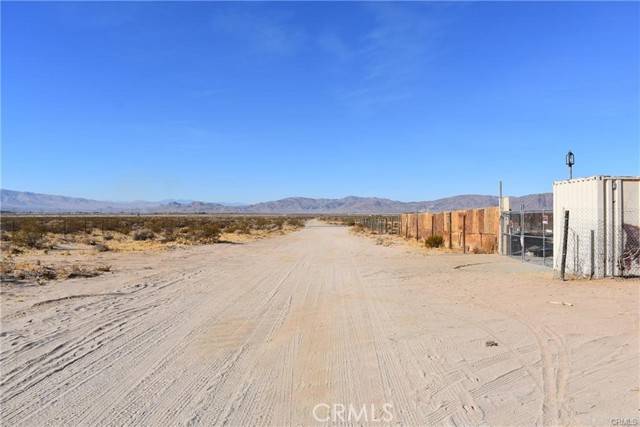 Lucerne Valley, CA 92356,1 Hobart Rd & Camp Rock