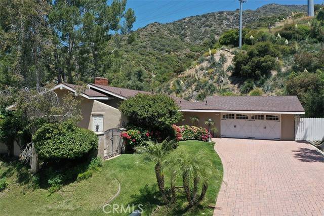 La Canada Flintridge, CA 91011,935 Bay Tree