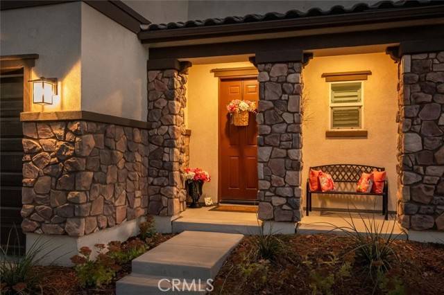 Newhall (santa Clarita), CA 91321,20912 Silvergate Way