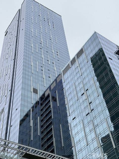 Los Angeles, CA 90017,877 Francisco Street #3102