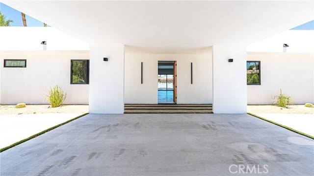 Palm Desert, CA 92260,72930 Willow