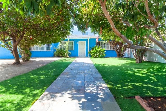 Reseda (los Angeles), CA 91335,7545 White Oak