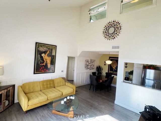 Los Angeles, CA 91401,13801 Oxnard #206