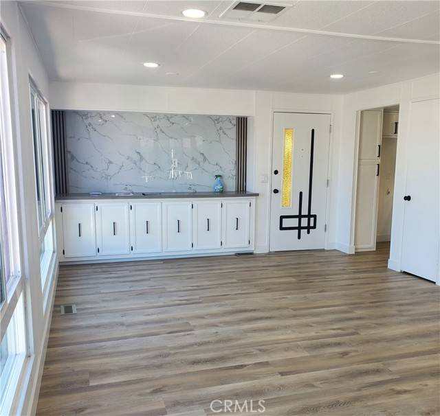 Canoga Park (los Angeles), CA 91304,8811 Canoga Avenue #371