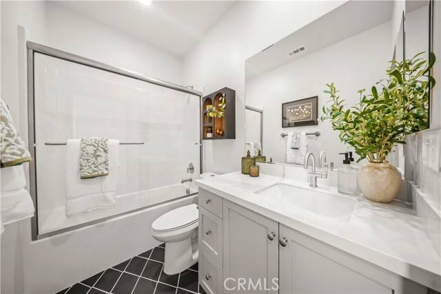 Camarillo, CA 93012,2857 Via Descanso