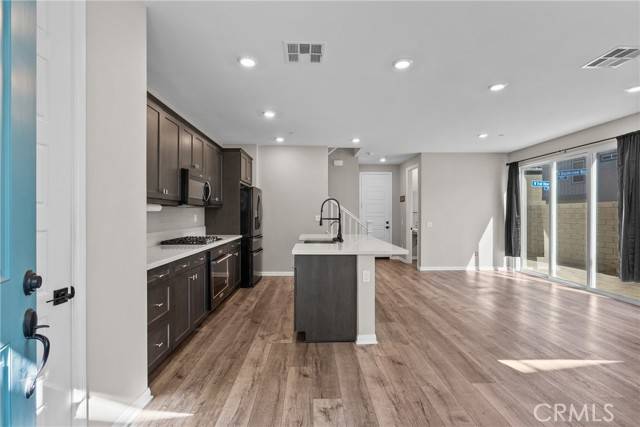 Valencia (santa Clarita), CA 91381,27004 Trail View